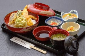 ●天丼 ￥1,200円｜長湯温泉のお料理・大分県の温泉で食べる定食・和食・郷土料理ならかじか庵へ