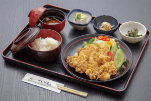 ●とり天御膳 ￥1,000円｜長湯温泉のお料理・大分県の温泉で食べる定食・和食・郷土料理ならかじか庵へ