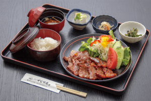 ●特製 豚みそ御膳 ￥1,100円｜長湯温泉のお料理・大分県の温泉で食べる定食・和食・郷土料理ならかじか庵へ