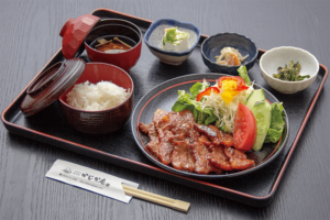 ●特製 豚みそ御膳 ￥1,000円｜長湯温泉のお料理・大分県の温泉で食べる定食・和食・郷土料理ならかじか庵へ