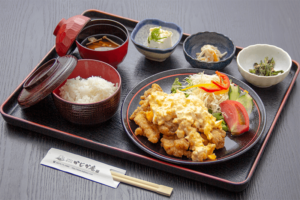●チキン南蛮御膳 ￥1,200円｜長湯温泉のお料理・大分県の温泉で食べる定食・和食・郷土料理ならかじか庵へ
